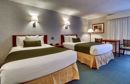 Concord Hotel | Historic Concord Suites