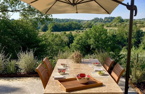 Citta della Pieve Cottage | Historic cottage immersed in nature and just a short walk from the lively town