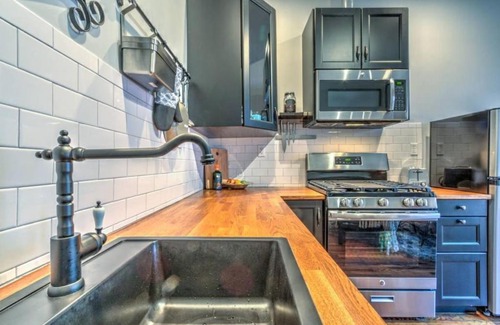 Central Midtown Apartment | Historic Details with Modern Comforts in Midtown