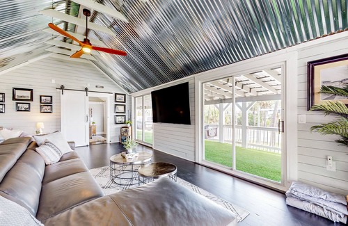 Holly Hill House | Historic dog-friendly home with luxury design, centralized location, & amenities