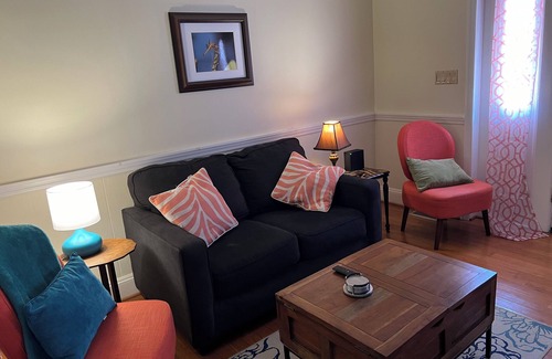 Abingdon Apartment | Historic Downtown Abingdon!