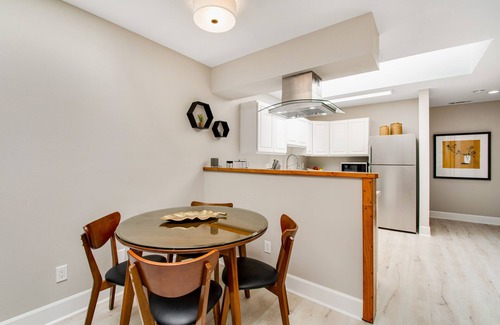 Port Angeles Hotel | Historic downtown loft near shopping & restaurants with WiFi & full kitchen