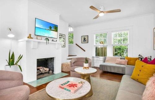 West Palm Beach Villa | Historic El Cid with Guest Cottage & Tropical Pool