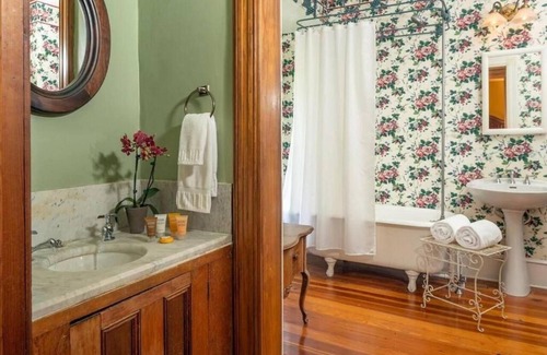 Candler House | Historic Engadine House with 6 Suites