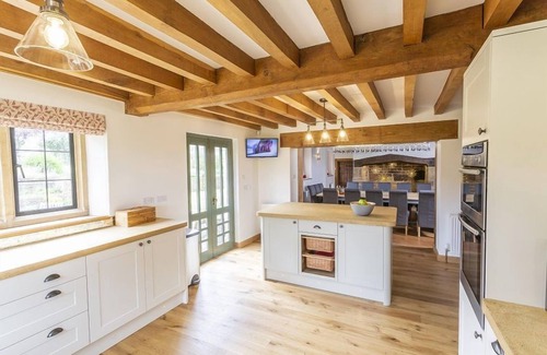 Martock Other | Historic Farmhouse with style
