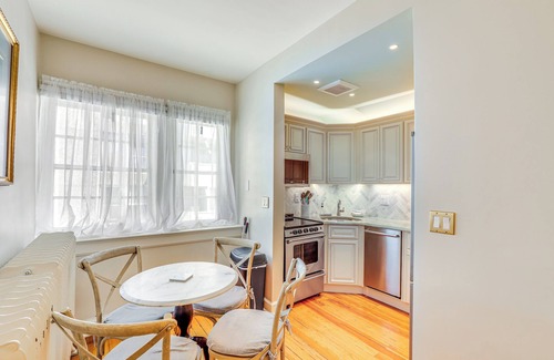 Capitol Hill House | Historic French Consulate! Cap Hill Area, Walkable