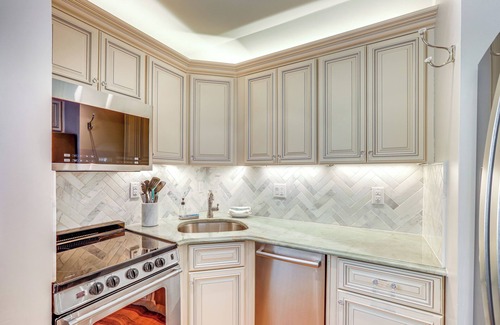 Capitol Hill House | Historic French Consulate! Cap Hill Area, Walkable