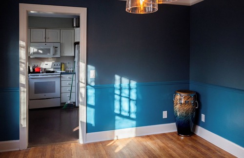 Ypsilanti House | Historic Gem w/Modern Touches — Cozy Nature Retreat Walkable to Downtown Ypsi