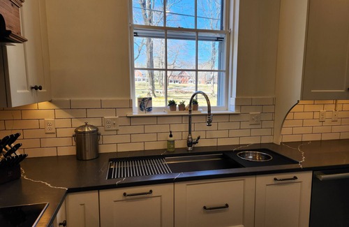 Portland House | Historic home in Diamond Cove great for large groups & families!