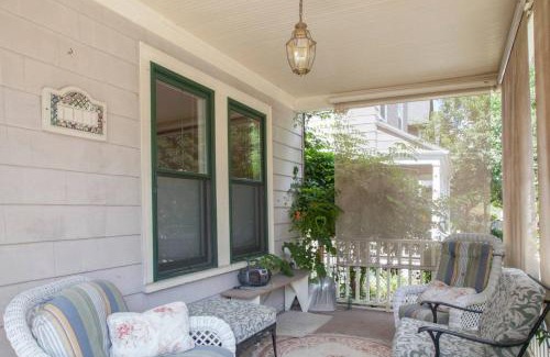Observatory Hill Apartment | Historic Harvard & MIT Victorian