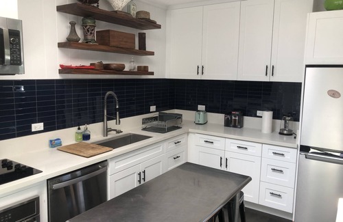 Lanikai House | Historic Hawaiian cottage in Lanikai fully furnished and completely remodeled