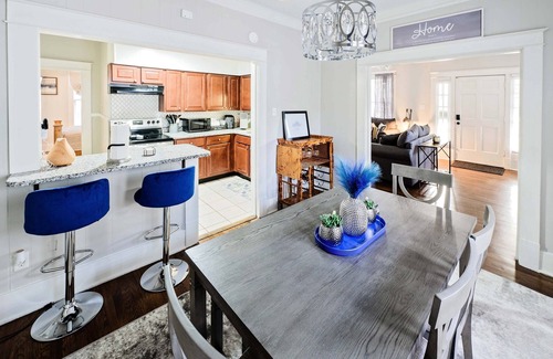 Crosstown House | Historic Hideaway w/Yard Minutes to Downtown