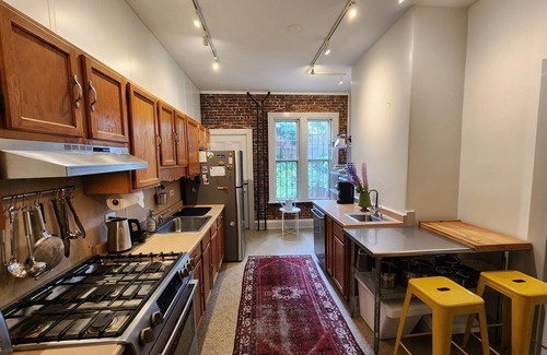 Parkside House | Historic home at a quiet location in the center w amazing back yard