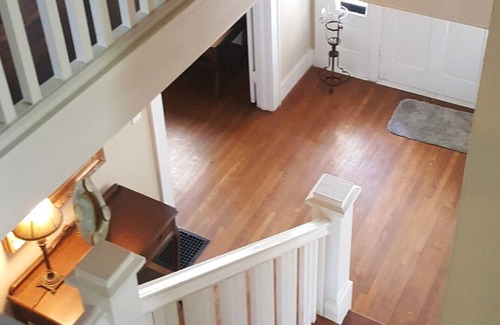 Monroe House | Historic Home for that Special Occasion