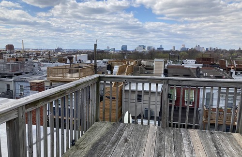 Highlandtown House | Historic Home in Safe Neighborhood - Private parking pad included!