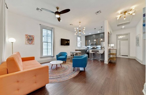 Southtown House | Historic home with heated lounge pool: Walk to downtown San Antonio & Alamodome!