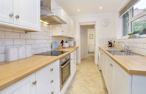 York Cottage | Historic House in the Heart of the City Centre - sleeps 7 guests in 3 bedrooms