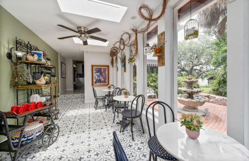 Fairvilla House | Historic Lakefront Estate