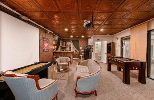 Fairvilla House | Historic Lakefront Estate