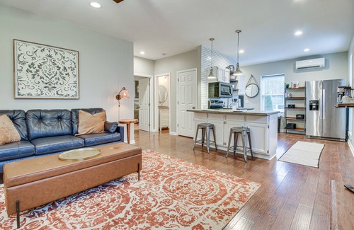 Loveland Apartment | Historic Loveland Apt: Walk to Little Miami River!