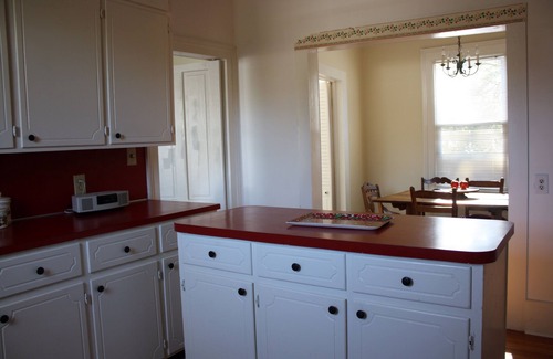 Oriental House | Historic Methodist Parsonage.With a Front Porch Full of Rockers and Stories!