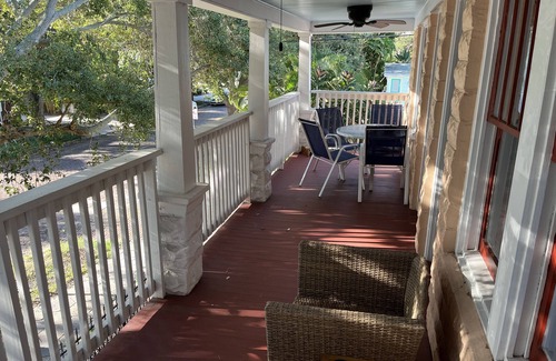 Historic Old Northeast Apartment | Historic Old Northeast 2/2 spacious apartment