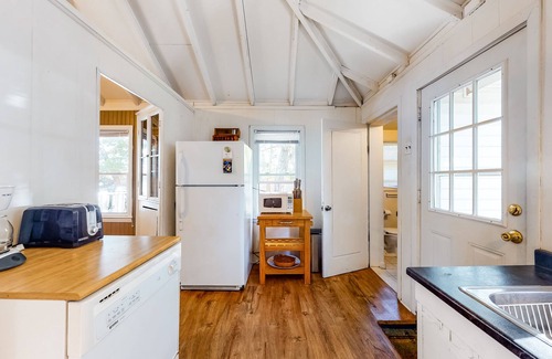 Plymouth House | Historic Plymouth Lakefront Home w/Fast WiFi, Lake Access, and Small Dock