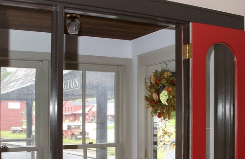 Arlington House | Historic railway station from 1913 full of history, views and modern amentities!