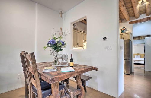 Downtown Santa Fe Apartment | Historic Railyard Bungalow - Walkable Location!