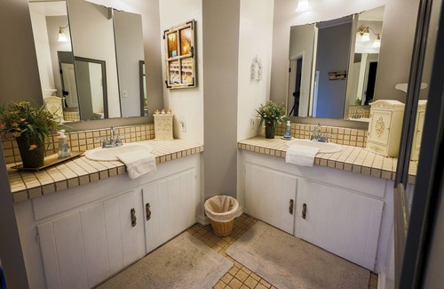 Granger Other | Historic registry farmhouse w/country feel, but close to Notre Dame!