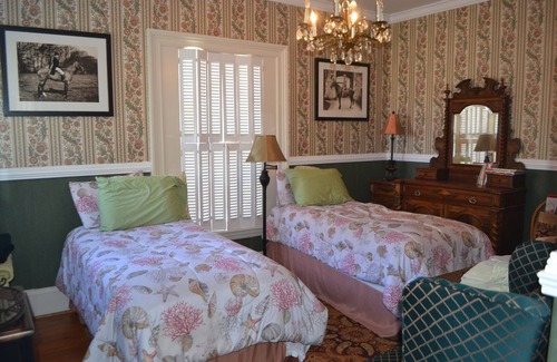Searsport Cottage | Historic Sea Captain's Home; Charmingly Renovated