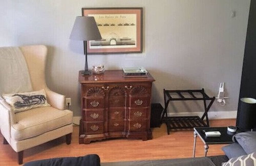 Highlands House | Historic Shotgun home in Dynamic Neighborhood. Close to everything.