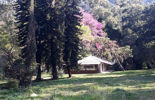 Muquem House | Historic site just minutes from beaches