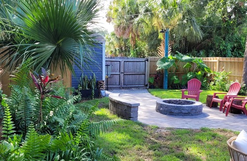 Urban Core House | Historic Springfield 1 Bedroom 1 Bathroom Near Downtown Jacksonville