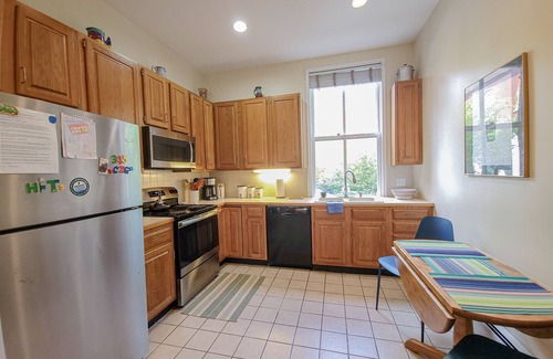 Portland House | Historic Townhome on Great Diamond Island - Walking Distance to the Beach