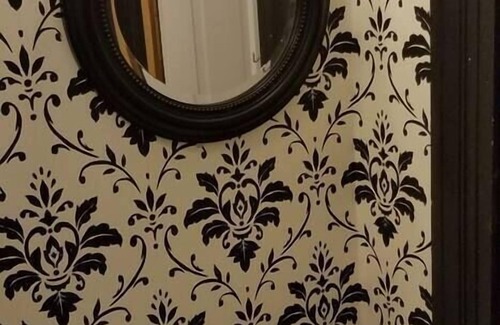 Sioux Falls Bed & Breakfast | Historic Victorian Inn Blue Room