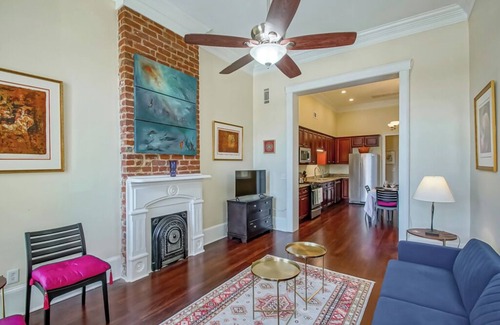 Faubourg Livaudais House | Historic Victorian in New Orleans, minutes from tourist attractions