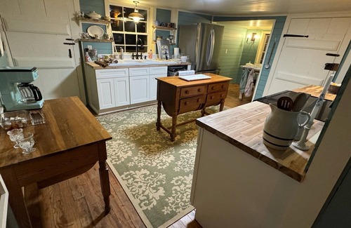 Andrews House | Historic Walker Inn