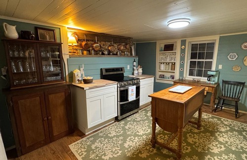 Andrews House | Historic Walker Inn