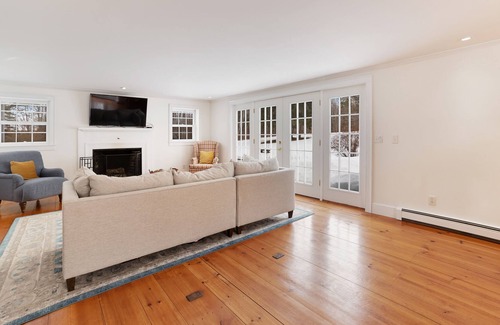 Barnard House | Historic waterfront farmhouse w/ private swimming pond, fireplace, & fast WiFi