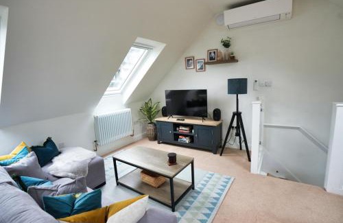 Tring House | Historic Wing in Tring: Cozy and Scenic