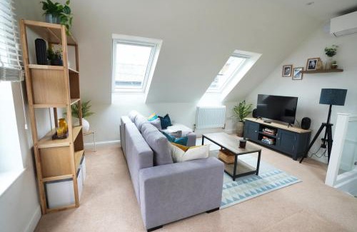 Tring House | Historic Wing in Tring: Cozy and Scenic