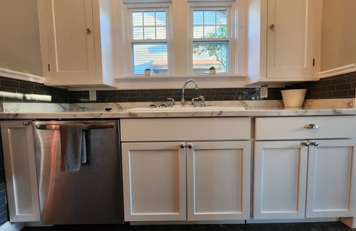 Lorain House | Historical 6 bed home, game room, short walk to beach & harbor lighthouse views.