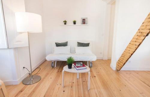 Santos Apartment | Historical Apartment Santos III