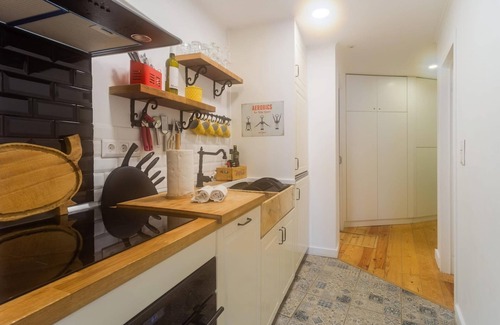Mouraria Apartment | Historical Centre Terrace Aircon by LD Apartments