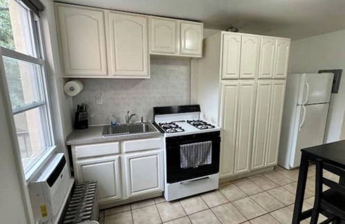 The Waterfront Apartment | Historical Downtown Jersey City apartment near NYC