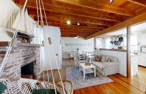 West Boothbay Harbor House | Historical New England home, outdoor shower , Dog-friendly