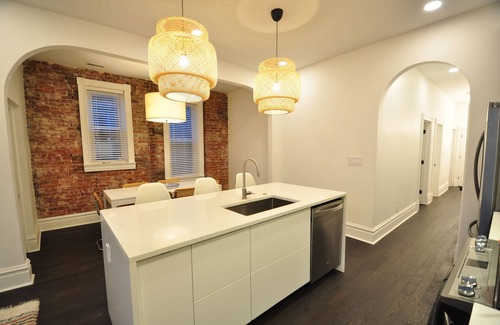 Tower Grove East Apartment | Historically renovated Tower Grove 2 Bed / 2 Bath Apartment