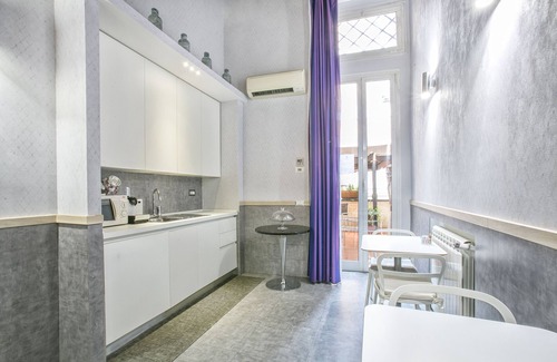 Rione XI Sant'Angelo House | History Suite