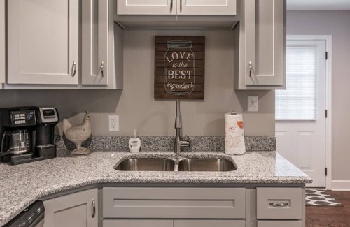 Gallatin House | Hite Place